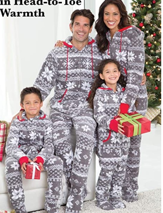 12 Family Matching Christmas Pajamas For This Season Holiday. | My Mum ...